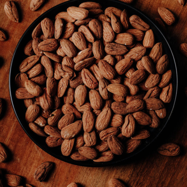 Alternative view of Αμύγδαλα ποικιλία Texas / Almonds