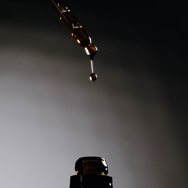 Alternative view of Βαλσαμόλαδο /  (Hypericum Oil)